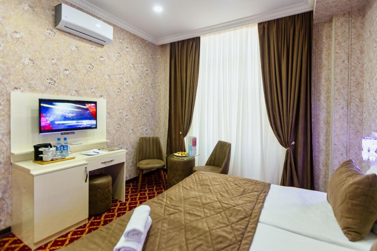 Center 4* Baku